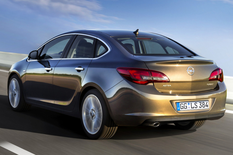 Opel Astra Sedan