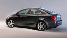   Chevrolet Aveo  LS / 