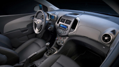   Chevrolet Aveo LT / 