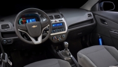 Фото салона Chevrolet Cobalt (Шевроле Кобальт) / LT<br><span> 1.5 / 105 л.с. / Механика (5 ст.) / Передний привод</span>