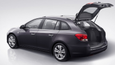   Chevrolet Cruze  LT / 