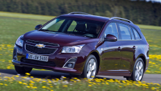   Chevrolet Cruze  / 1.8 .