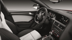 Фото салона Audi S4 седан
