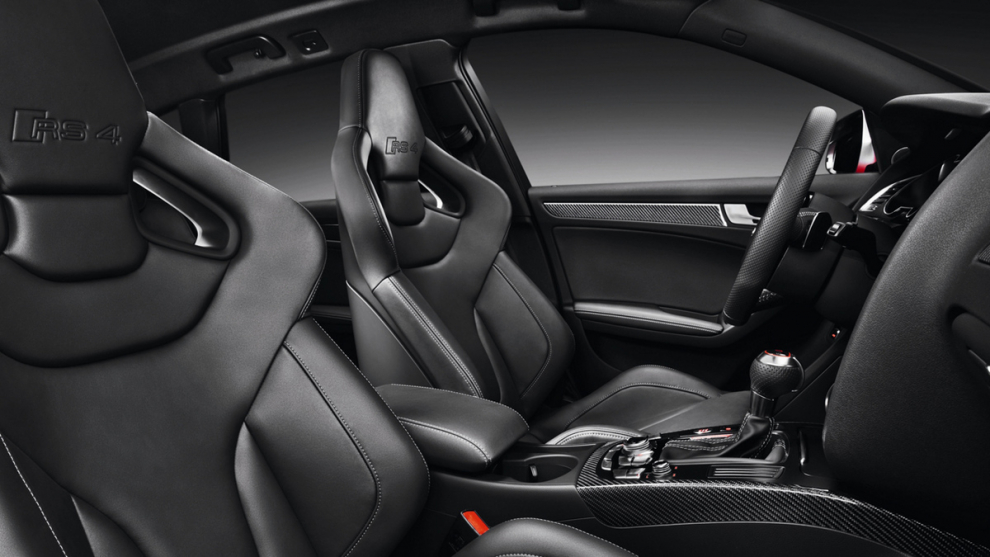 ���� Audi RS4 Avant