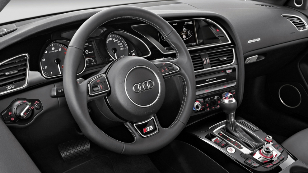  Audi S5 