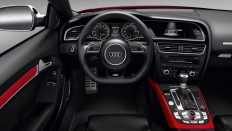 Фото салона Audi RS5 купе