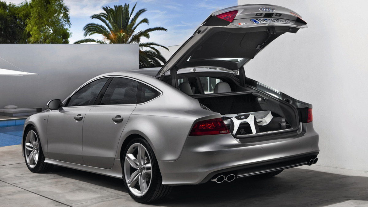 Audi a7 открытый багажник