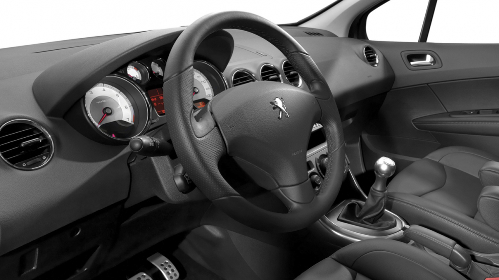 ���� Peugeot 408