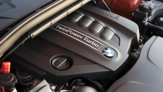   BMW X1 ( 1) / <br><span> 2.0 / 231 .. /  (8 .) /  </span>