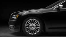 Фото экстерьера Chrysler 300C