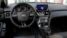   Cadillac CTS-V  ( -)  / RWD<br><span> 6.2 / 564 .. /  (6 .) /  </span>