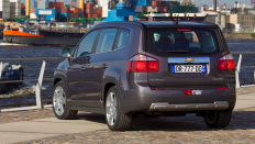   Chevrolet Orlando LTZ / 