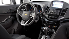   Chevrolet Orlando LS / 