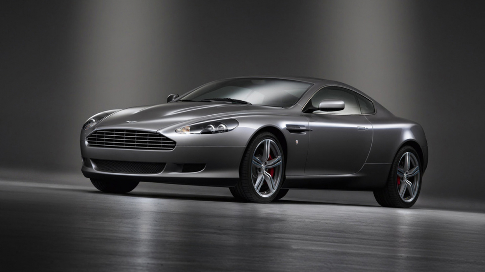  Aston Martin DB9