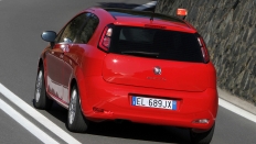 Фото экстерьера Fiat Punto (Фиат Пунто) / RACING<br><span> 1.4 / 105 л.с. / Механика (5 ст.) / Передний привод</span>