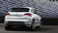   Citroen DS4 /  / 1.6 . / 120 .. / 