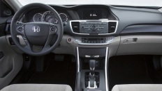   Honda Accord Premium / 