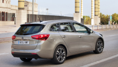   Kia Cee'd  Comfort /  / 1.6 . / 130 .. / 