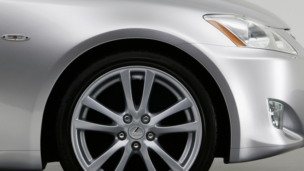 ���� Lexus IS