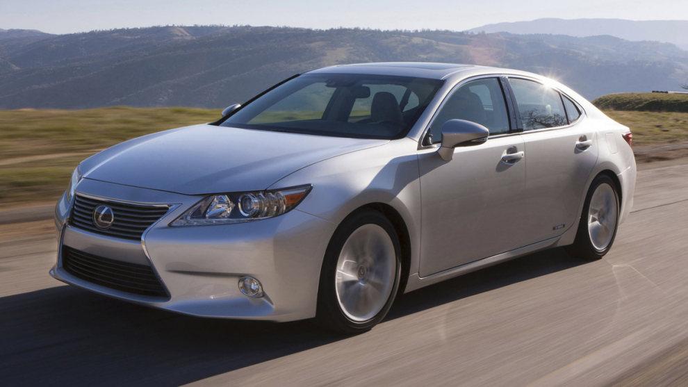 ���� Lexus ES
