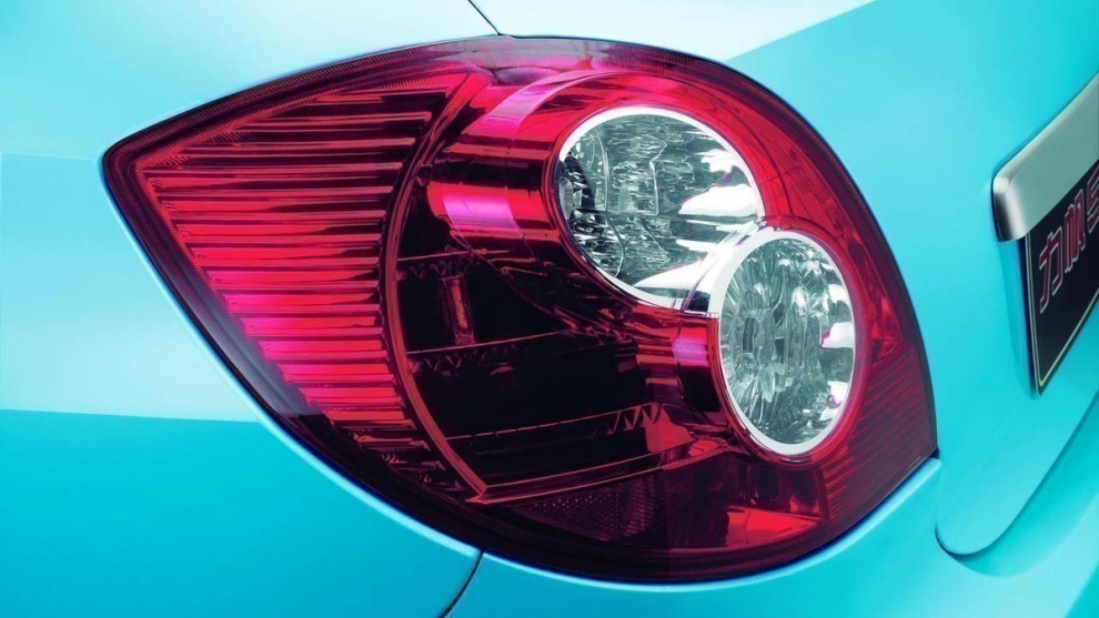 ���� Lifan Breez