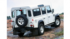  Land Rover Defender 110