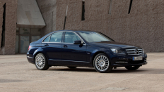   Mercedes-Benz C-