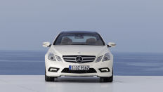   Mercedes-Benz E- 