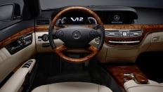 Фото салона Mercedes-Benz S-Класс (2005)
