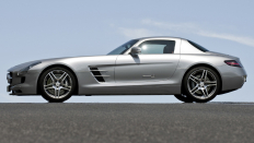  Mercedes-Benz SLS AMG