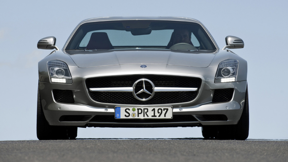  Mercedes-Benz SLS AMG