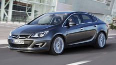   Opel Astra SPORT / 