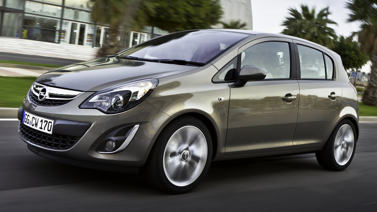 Opel Corsa 2011 салон