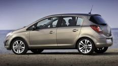   Opel Corsa / 