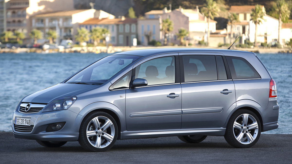 Opel zafira family