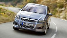   Opel Zafira Family / 