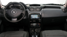   Renault Duster Luxe Privilege / 