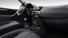   Renault Duster Luxe Privilege / 