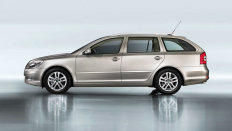 Foto exteriéru Škoda Octavia Elegance / benzín / 1.8l. / automatické