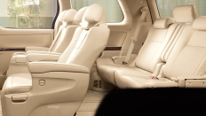   Toyota Alphard Executive Lounge