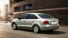   Volkswagen Polo Highline / 