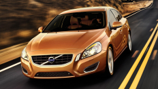   Volvo S60 R-Design 5 