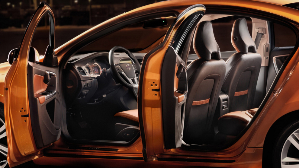  Volvo S60 
