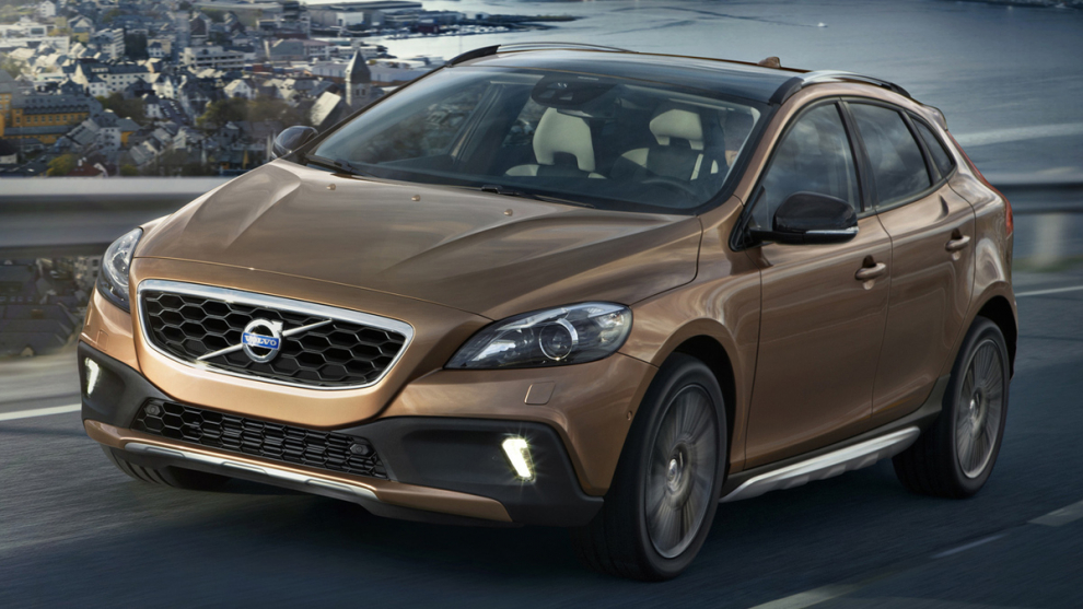 ���� Volvo V40 Cross Country