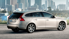   Volvo V60 Summum 3 