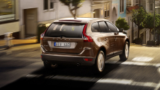   Volvo XC60 Kinetic D5 AWD  / 