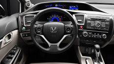   Honda Civic Premium / 