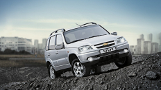   Chevrolet Niva ( ) / GLC<br><span> 1.7 / 80 .. /  (5 .) /  </span>