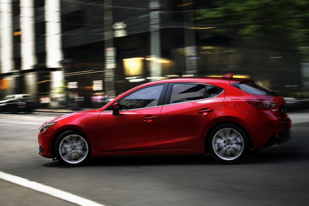  Mazda3