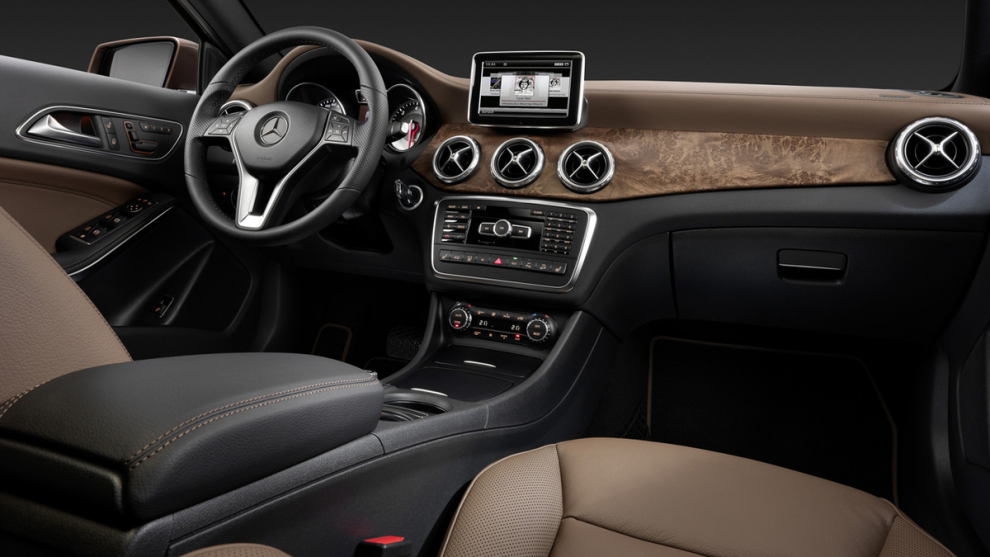 ���� Mercedes-Benz GLA